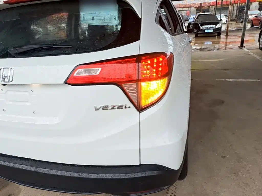 Honda Vezel — миниатюра 8