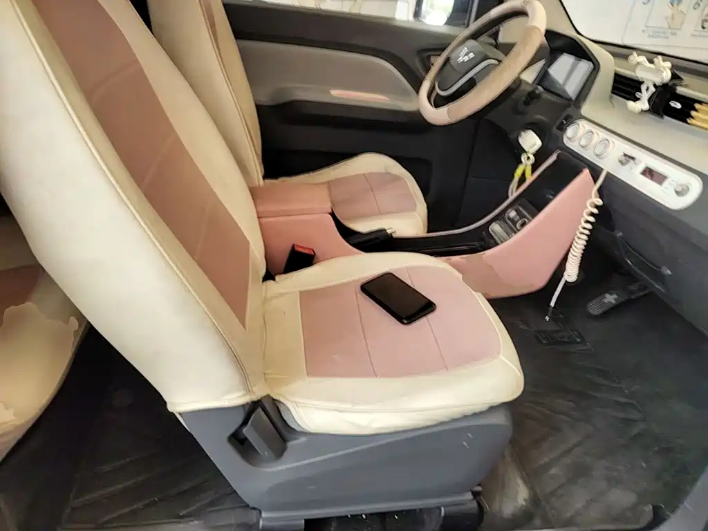Wuling MINIEV — миниатюра 25
