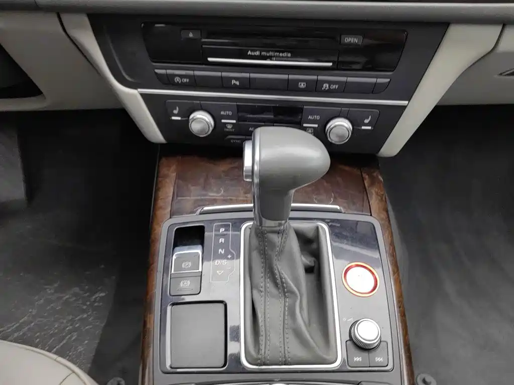 Audi A6L — миниатюра 13