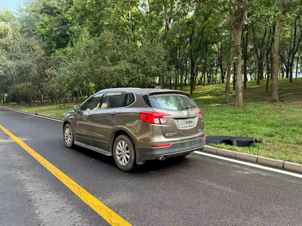 Buick Envision Plus — миниатюра 5
