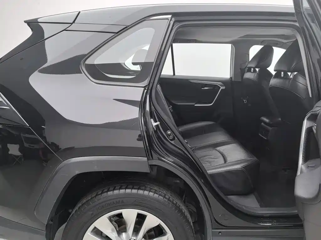 Toyota Wildlander — миниатюра 15