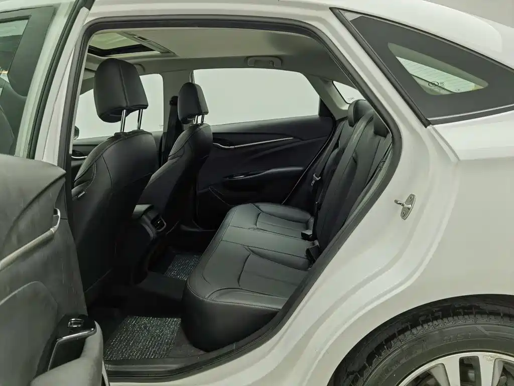 Buick Excelle — миниатюра 15