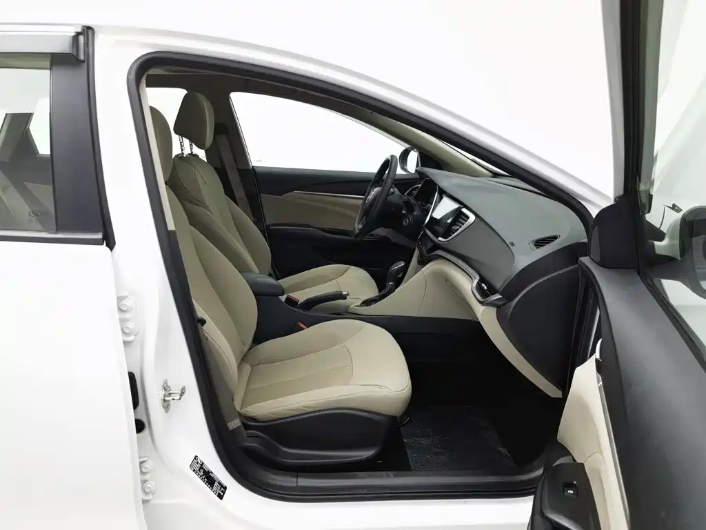 Buick Excelle — миниатюра 23