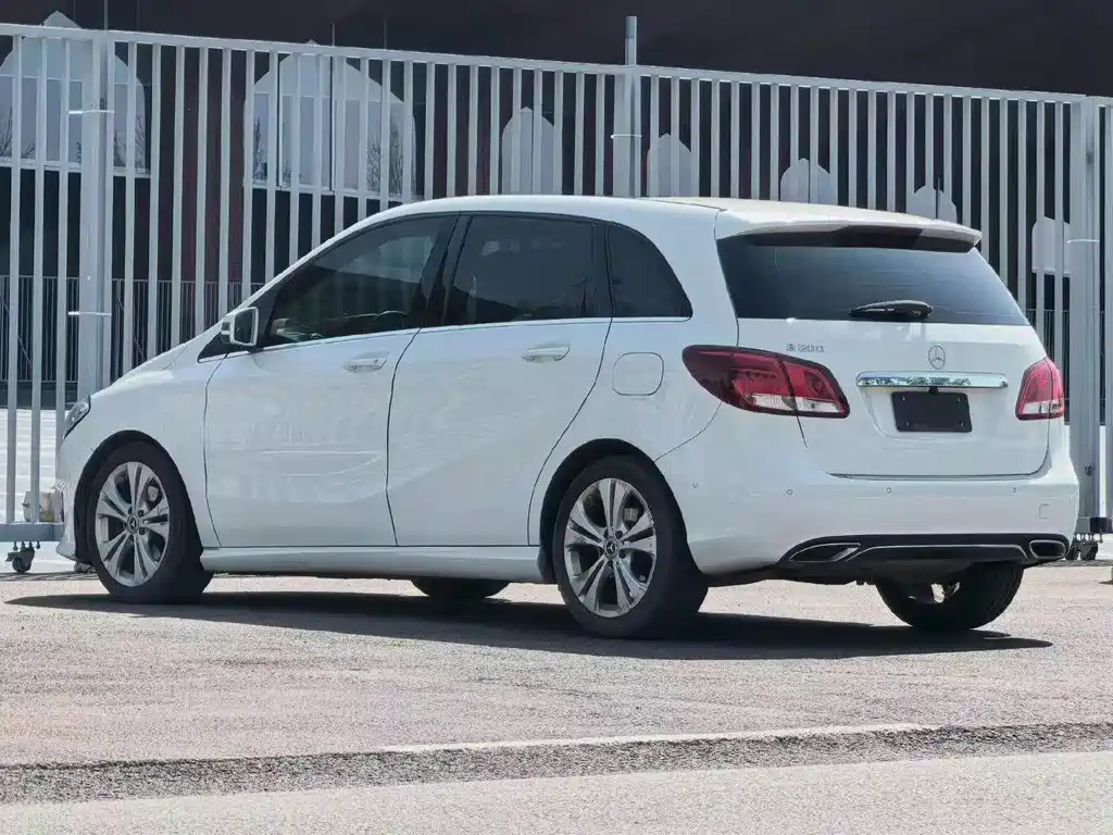 Mercedes-Benz B-Class — миниатюра 4