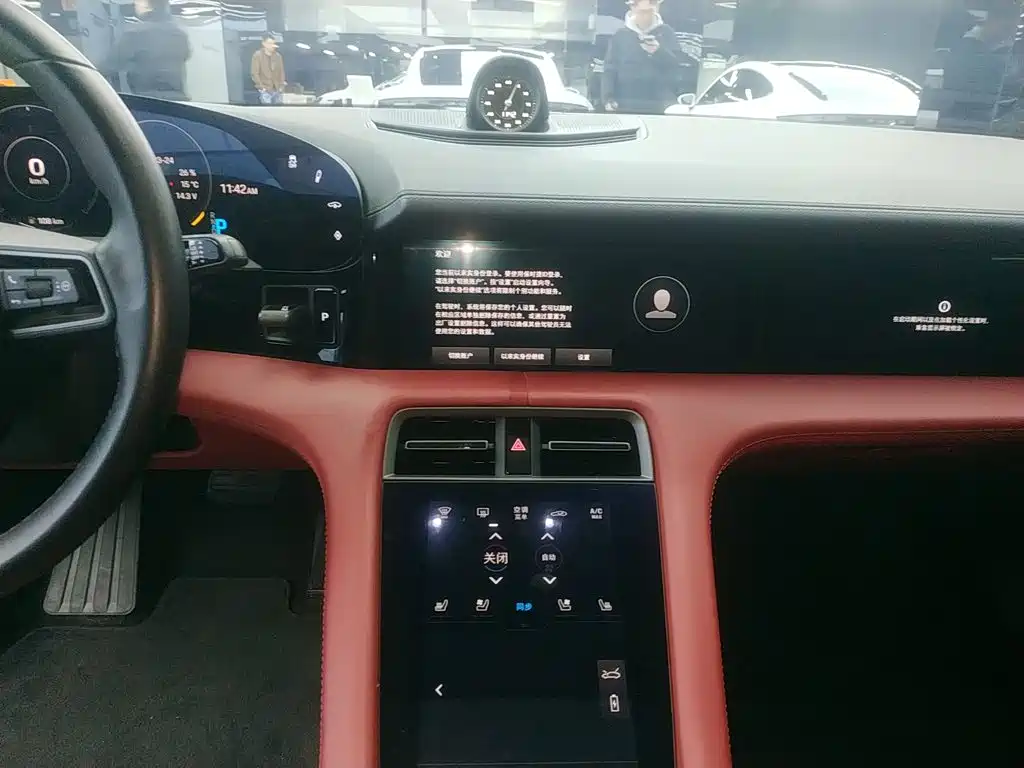 Porsche Taycan 2022 Taycan