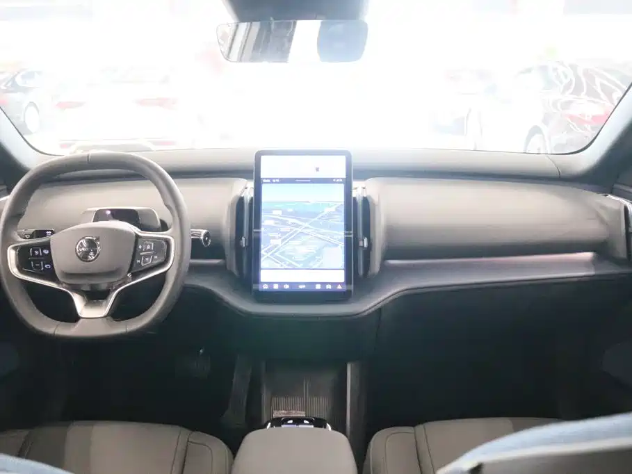 Volvo EX30 — миниатюра 5