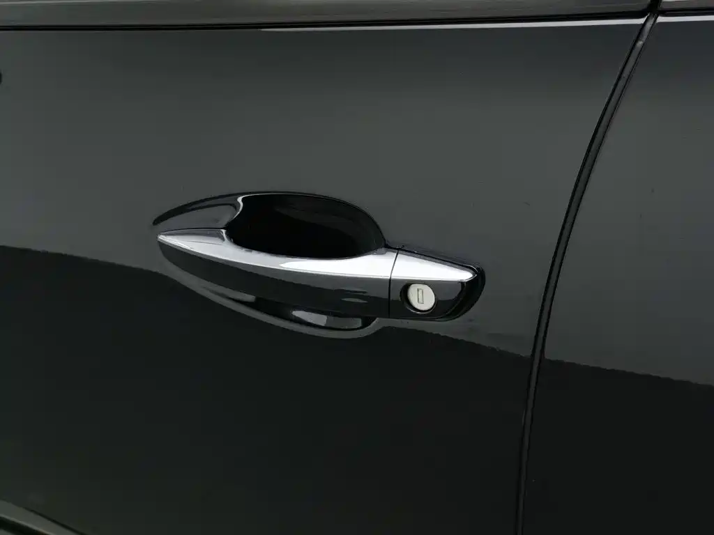 Peugeot 5008 — миниатюра 18