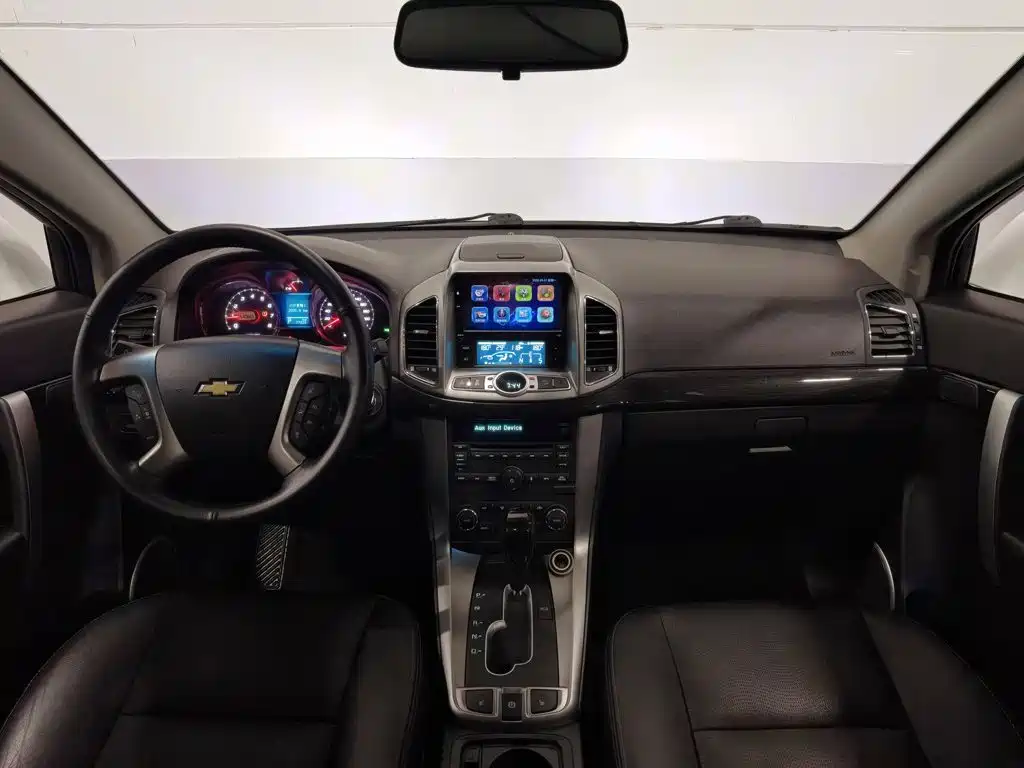Chevrolet Captiva — миниатюра 5