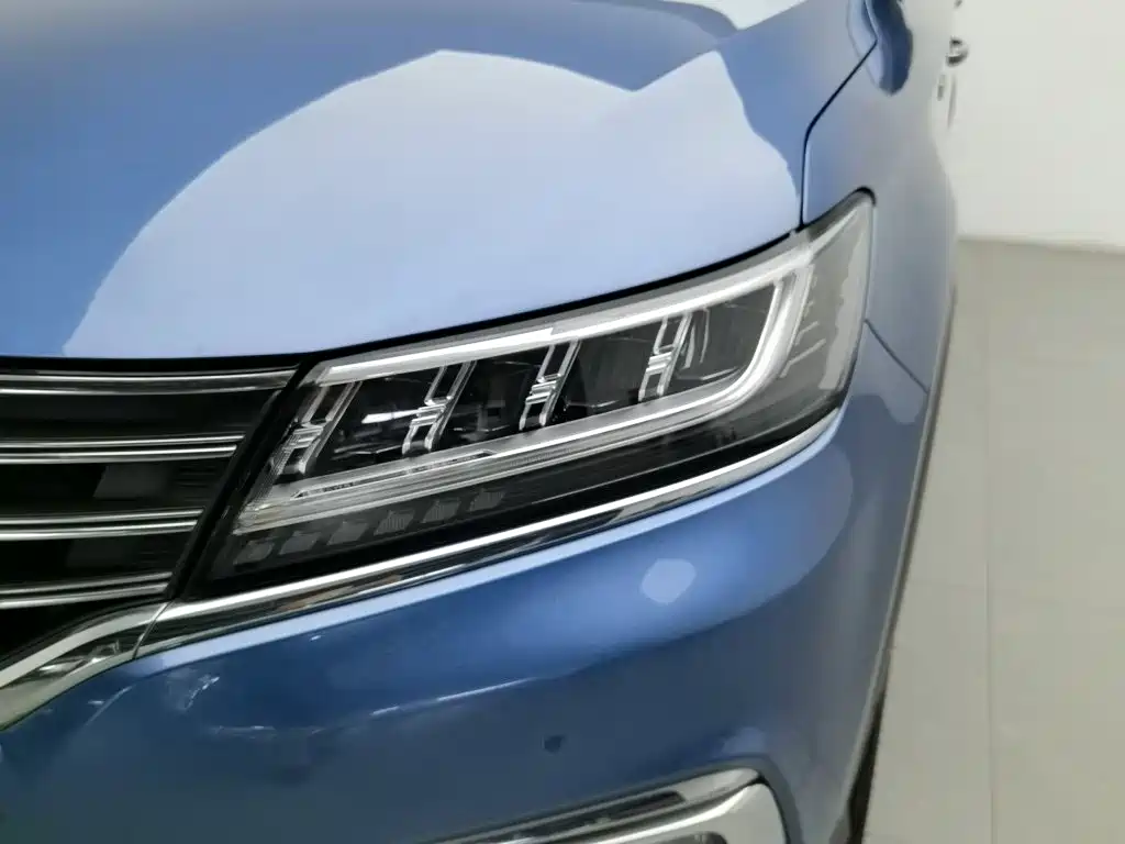 Roewe RX5 — миниатюра 7