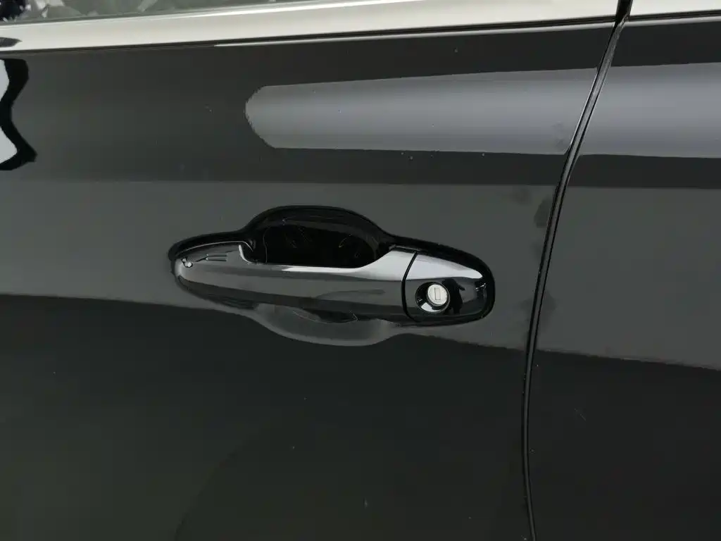 Toyota Highlander — миниатюра 18