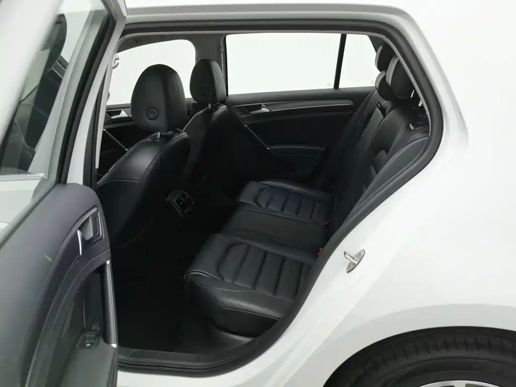 Volkswagen Golf — миниатюра 15