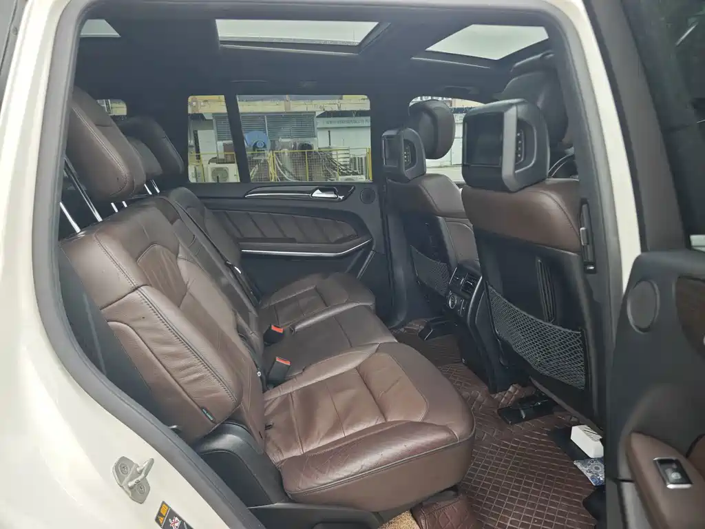 Mercedes-Benz GL-Class — миниатюра 14