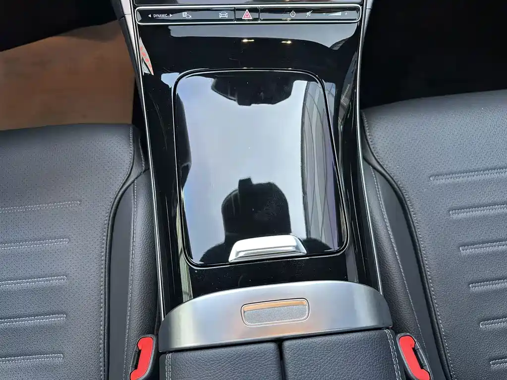 Mercedes-Benz C-Class — миниатюра 14