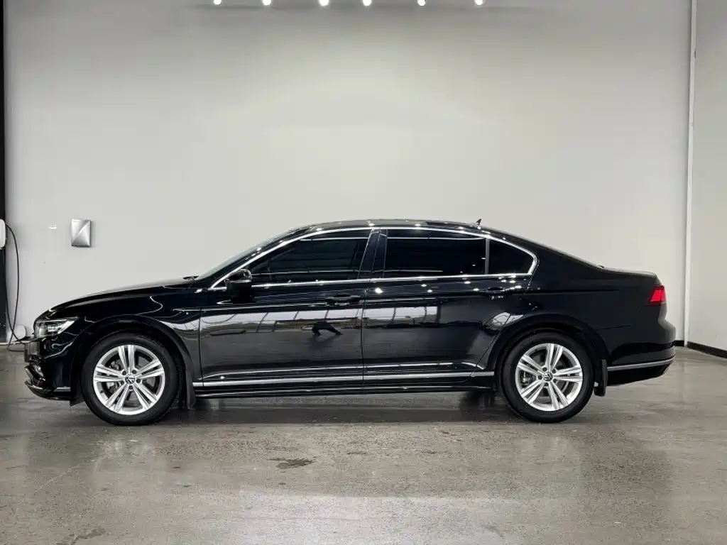 Volkswagen Magotan — миниатюра 10