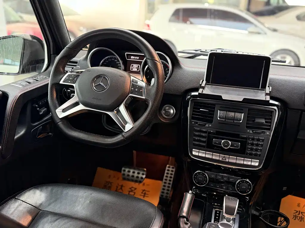 MERCEDES-BENZ G CLASS