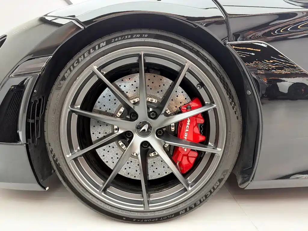 McLaren 720S — миниатюра 13