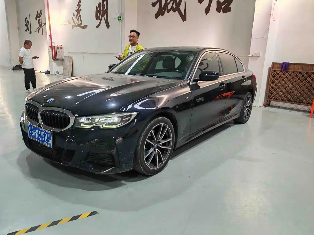 BMW 3 Series 2021