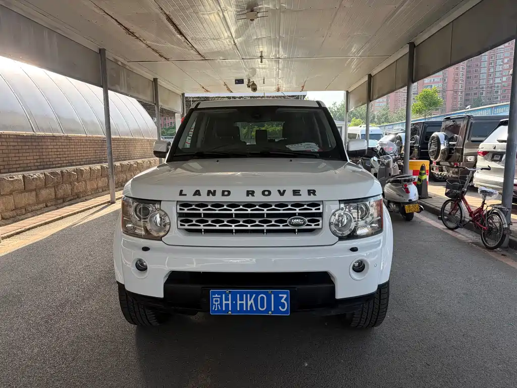 Land Rover Discovery 2011
