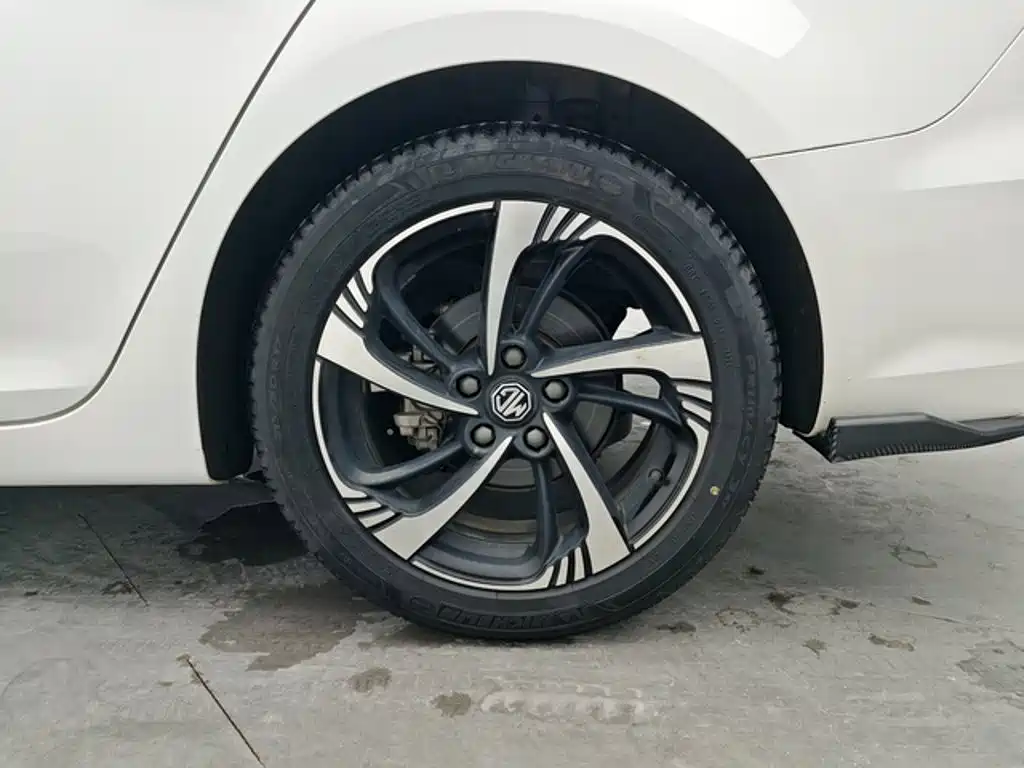 MG MG6 — миниатюра 12