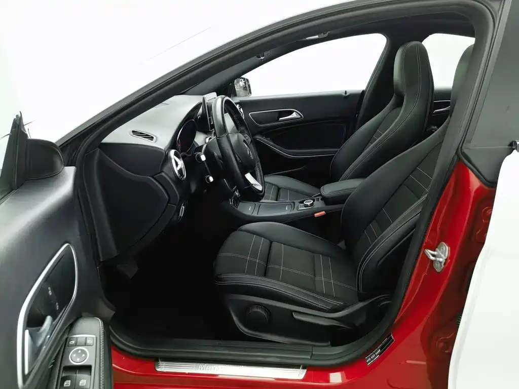 Mercedes-Benz CLA (Import) — миниатюра 10