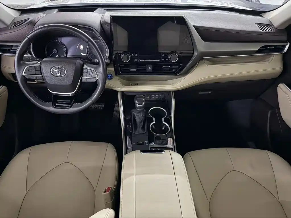 Toyota Highlander — миниатюра 6