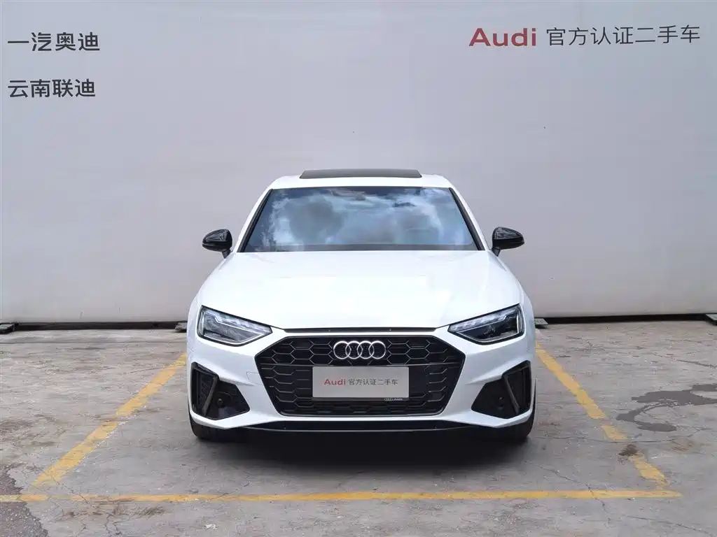 Audi A4L 2024 40 TFSI Luxury