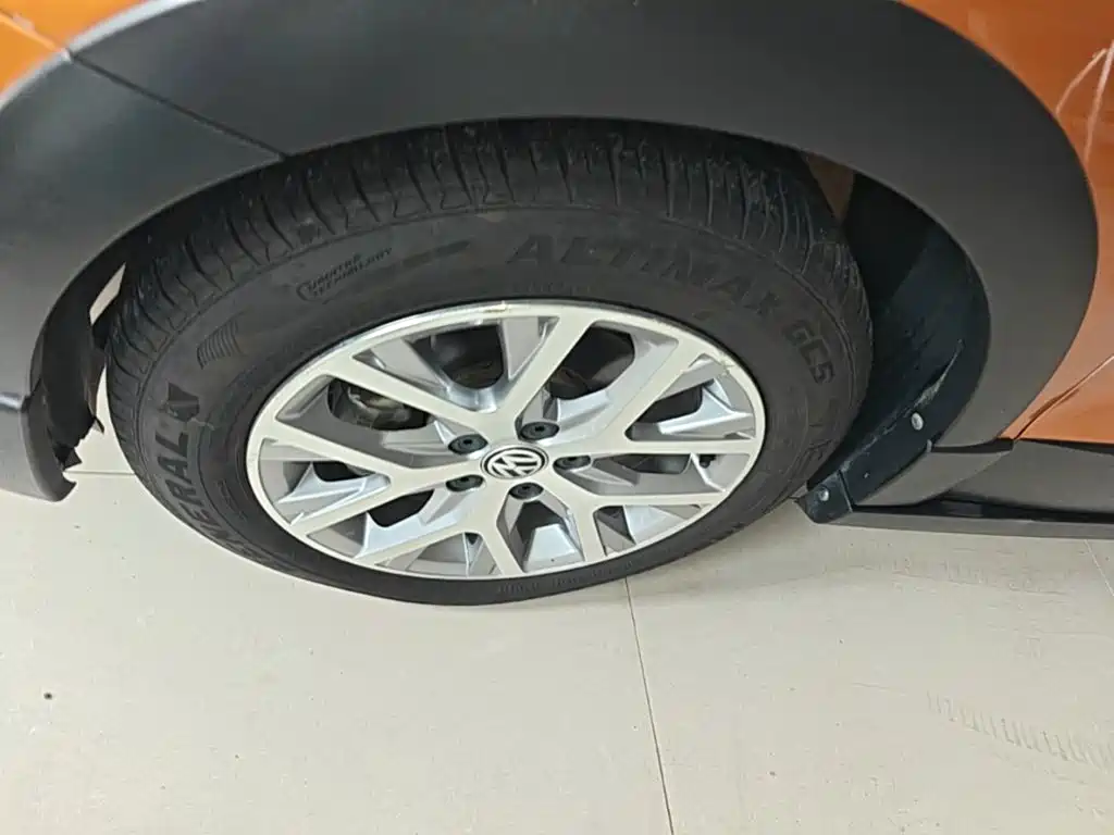Volkswagen Polo — миниатюра 23
