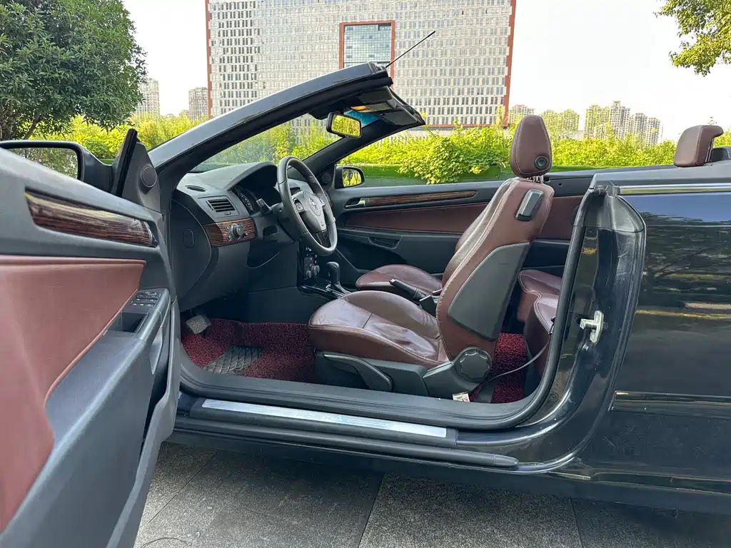 Opel Astra — миниатюра 4