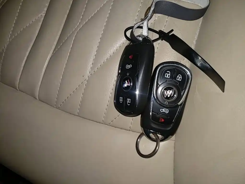 Buick GL8 — миниатюра 9