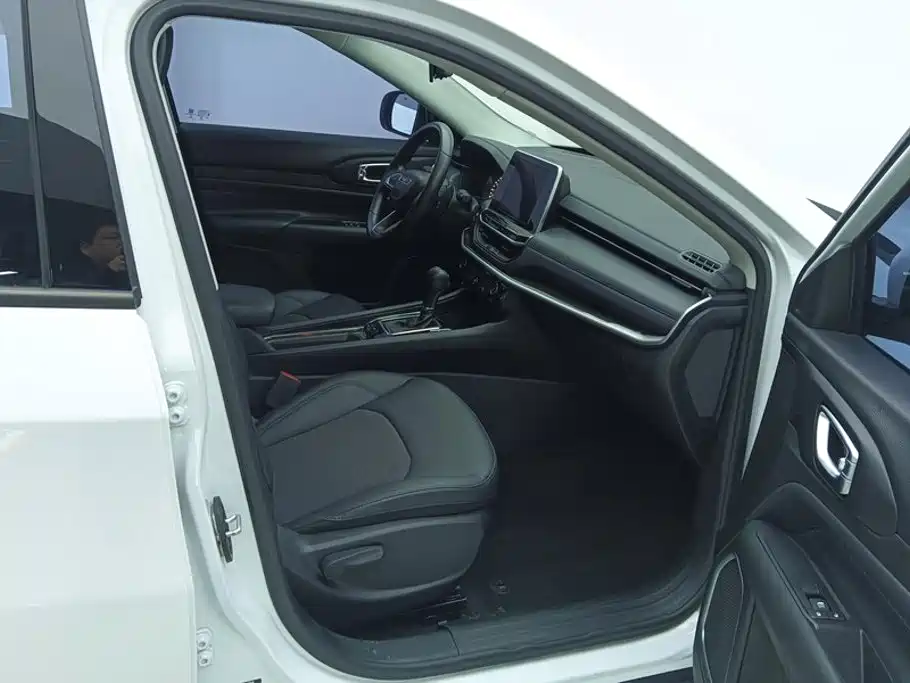 Jeep Compass — миниатюра 8