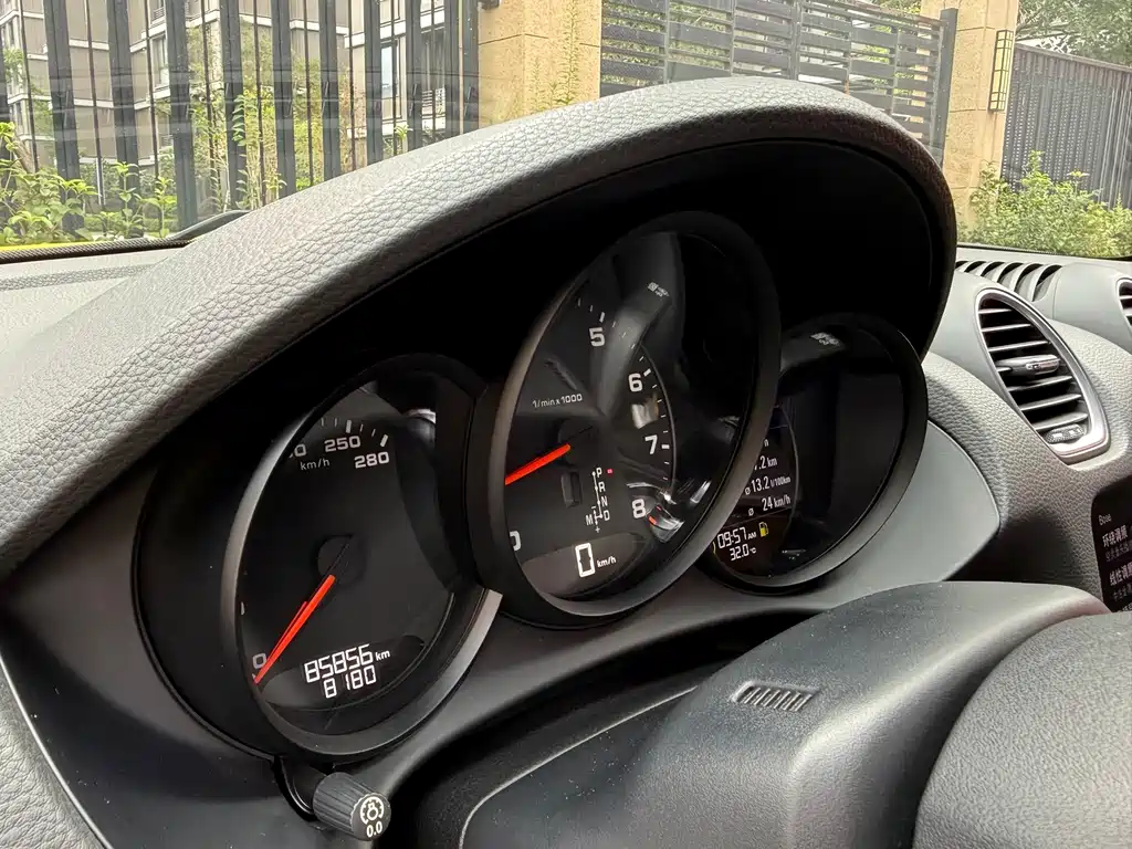 Porsche 718 — миниатюра 8