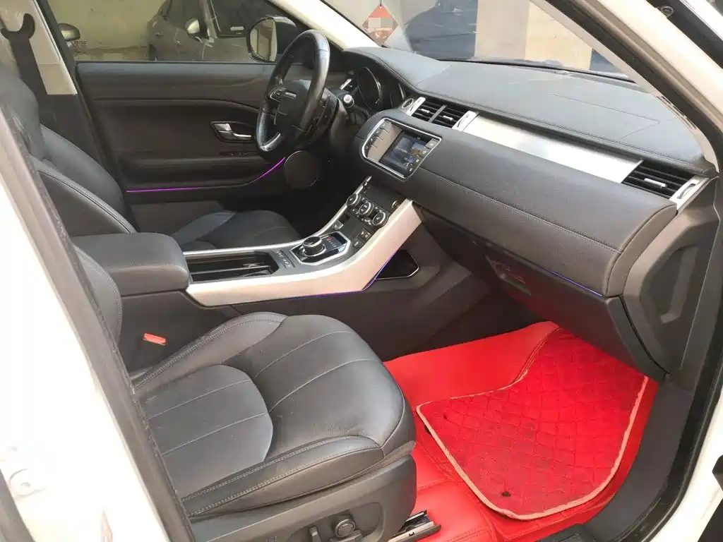 Land Rover Evoque — миниатюра 7