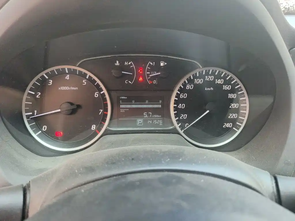Nissan Sylphy — миниатюра 5