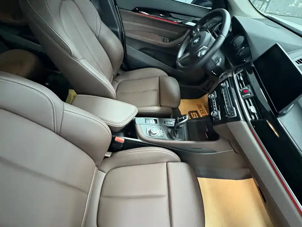 BMW X1 — миниатюра 7