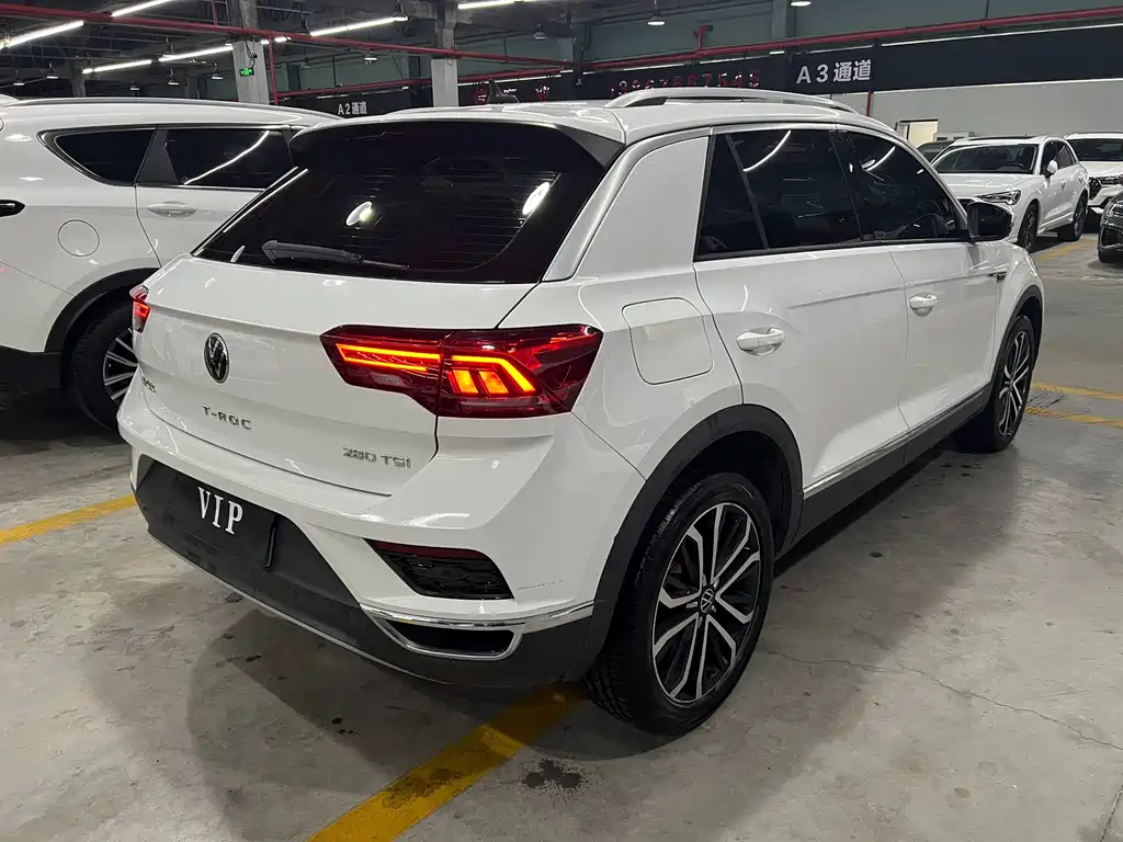 Volkswagen T-Roc — миниатюра 4