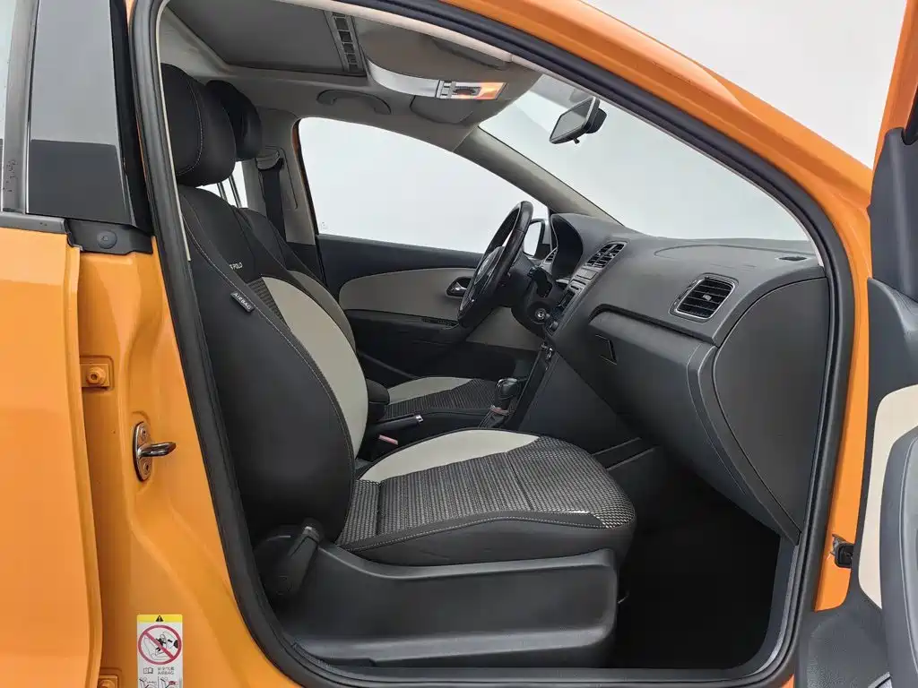 Volkswagen Polo — миниатюра 23