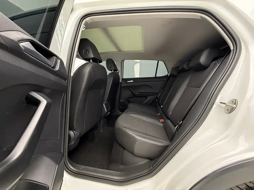 VOLKSWAGEN EXPLORING THE SHADOW