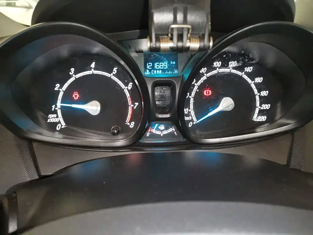 Ford Fiesta 2013 1.5L MT