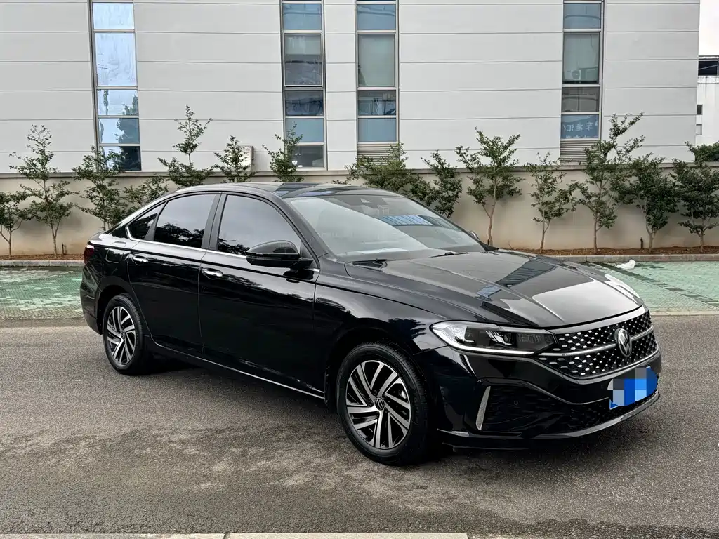 Volkswagen Lavida — миниатюра 3