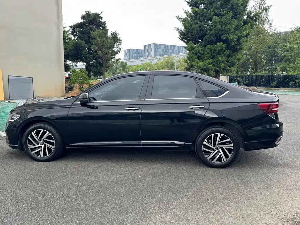 Volkswagen Lavida — миниатюра 10