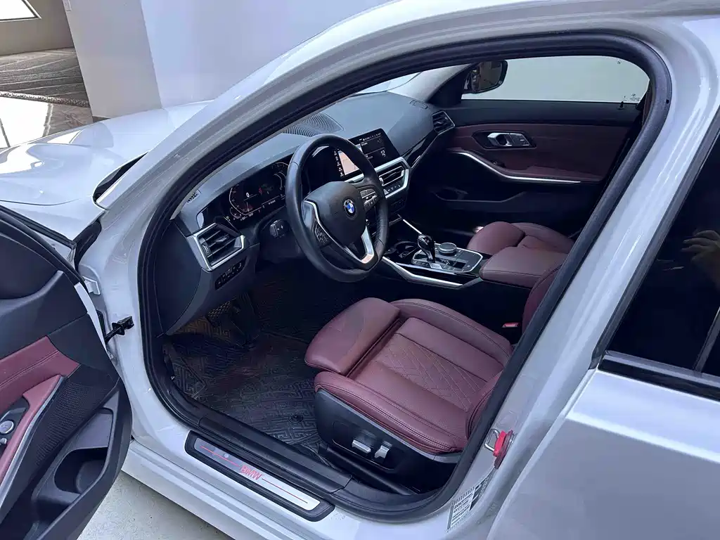 BMW 3 Series — миниатюра 9