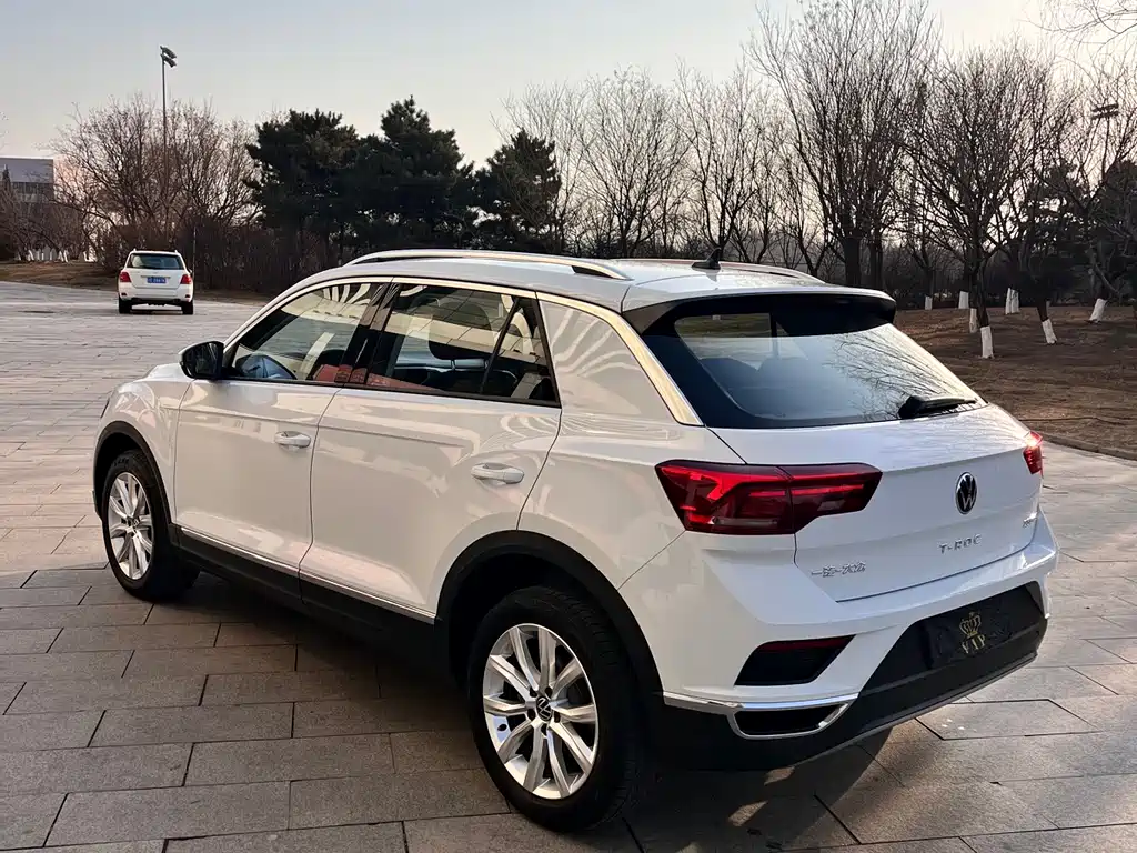 VOLKSWAGEN T ROC EXPLORING SONGS