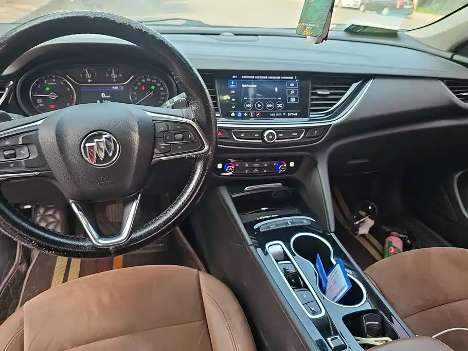 Buick Regal — миниатюра 12