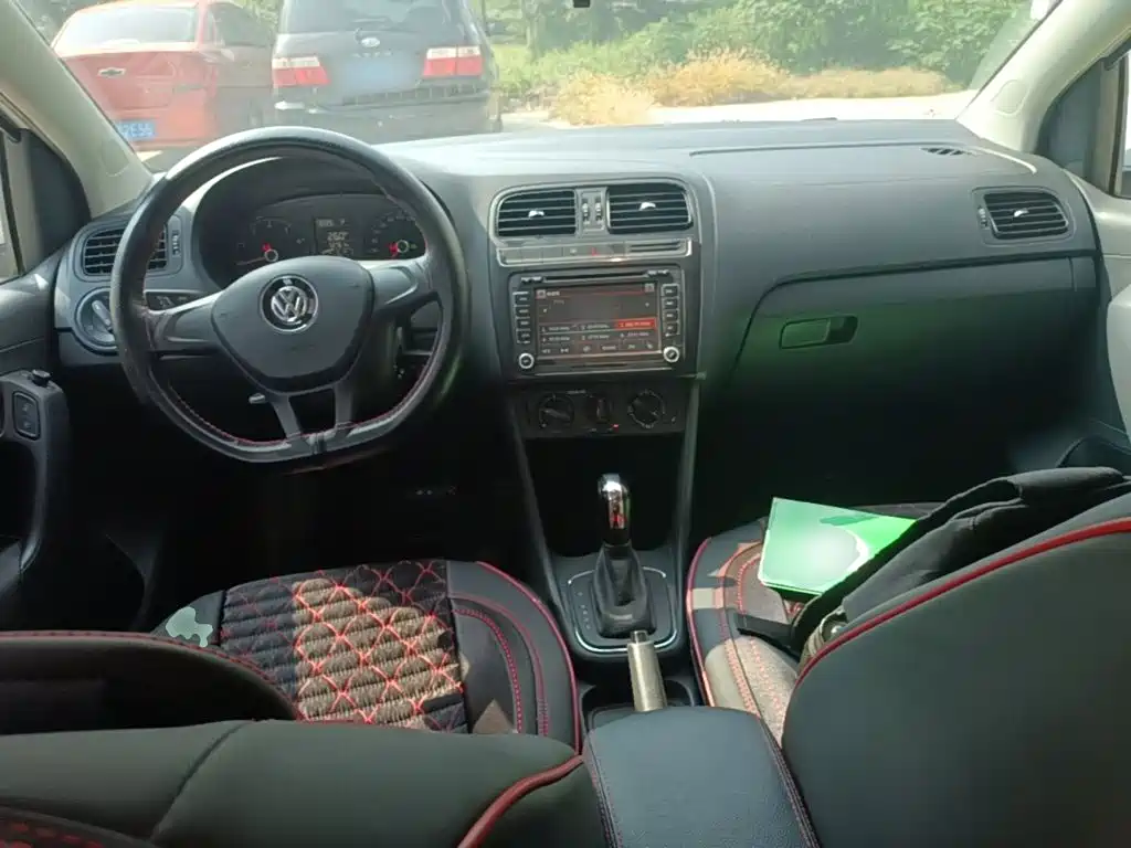 Volkswagen Polo — миниатюра 10