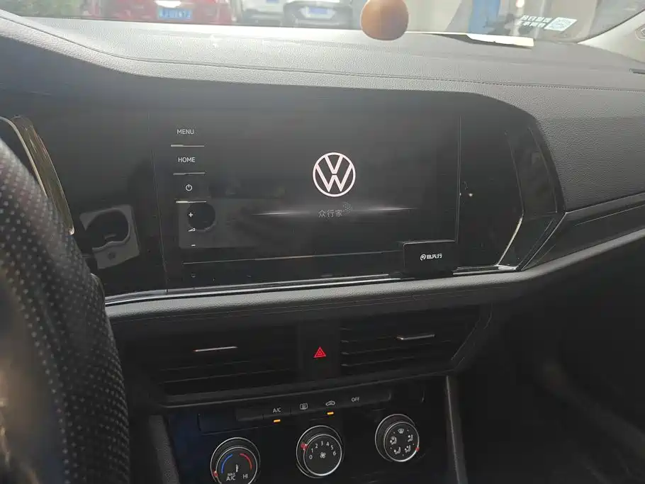 Volkswagen Sagitar — миниатюра 10