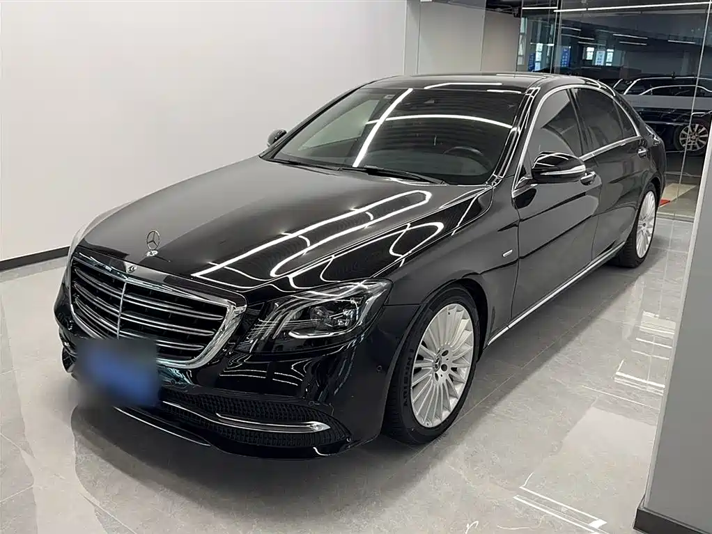 Mercedes-Benz S-Class 2020