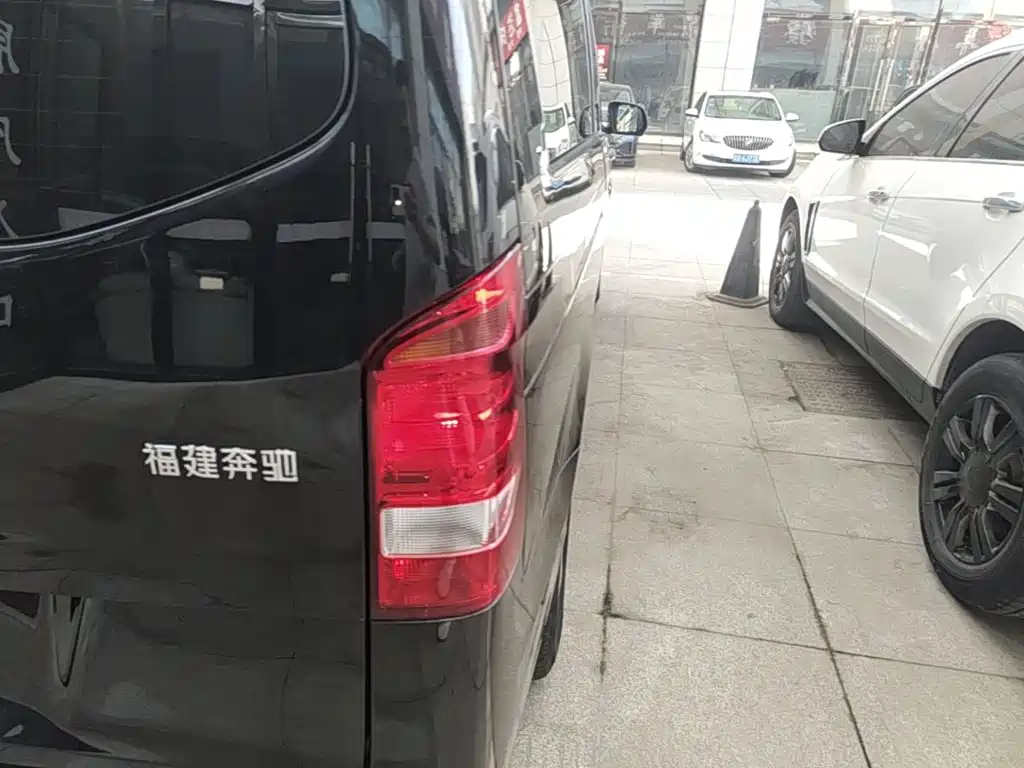 Mercedes-Benz Vito — миниатюра 8