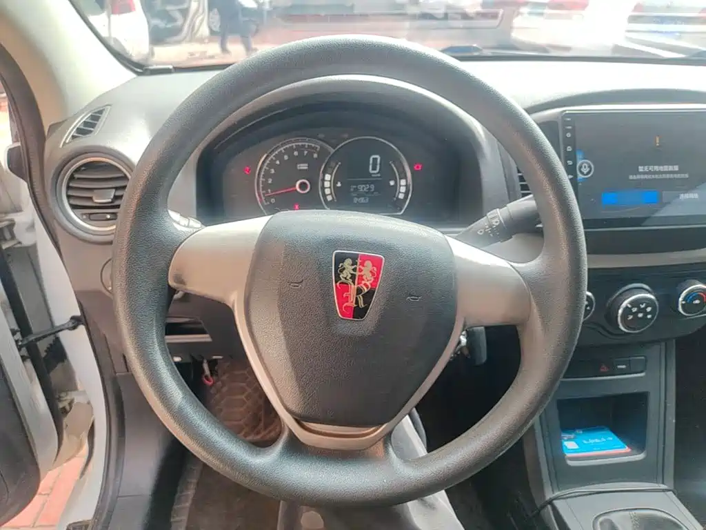 Roewe 350 — миниатюра 11