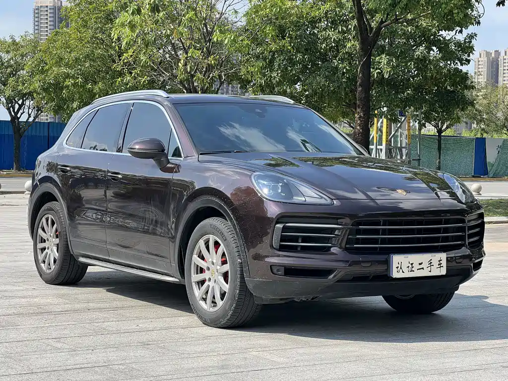 PORSCHE CAYENNE