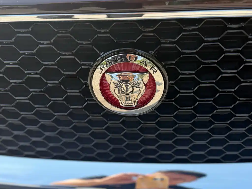 Jaguar XFL — миниатюра 16